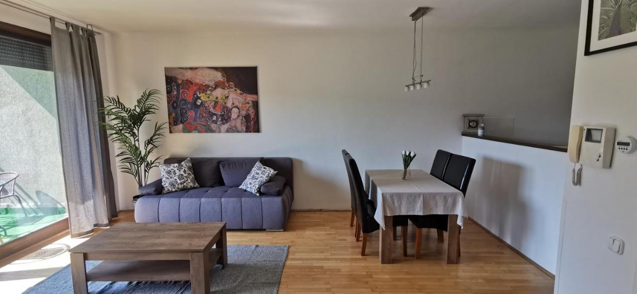 Kazinczy 52 B Apartment ブダペスト エクステリア 写真